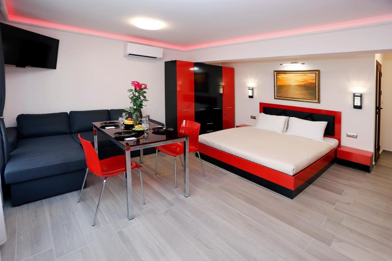 Deluxe 2 Studios City Center Burgas City Exterior foto
