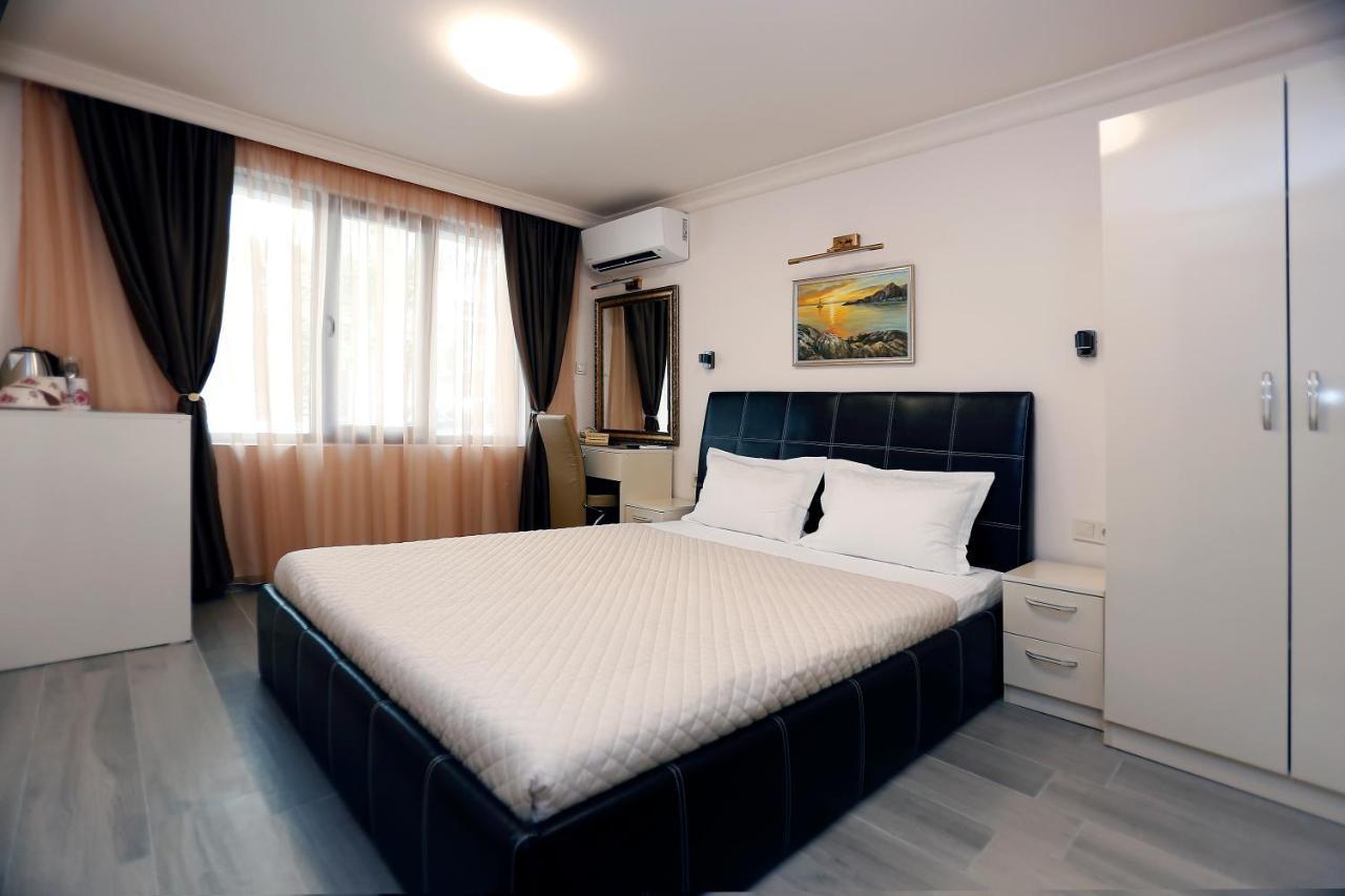 Deluxe 2 Studios City Center Burgas City Exterior foto