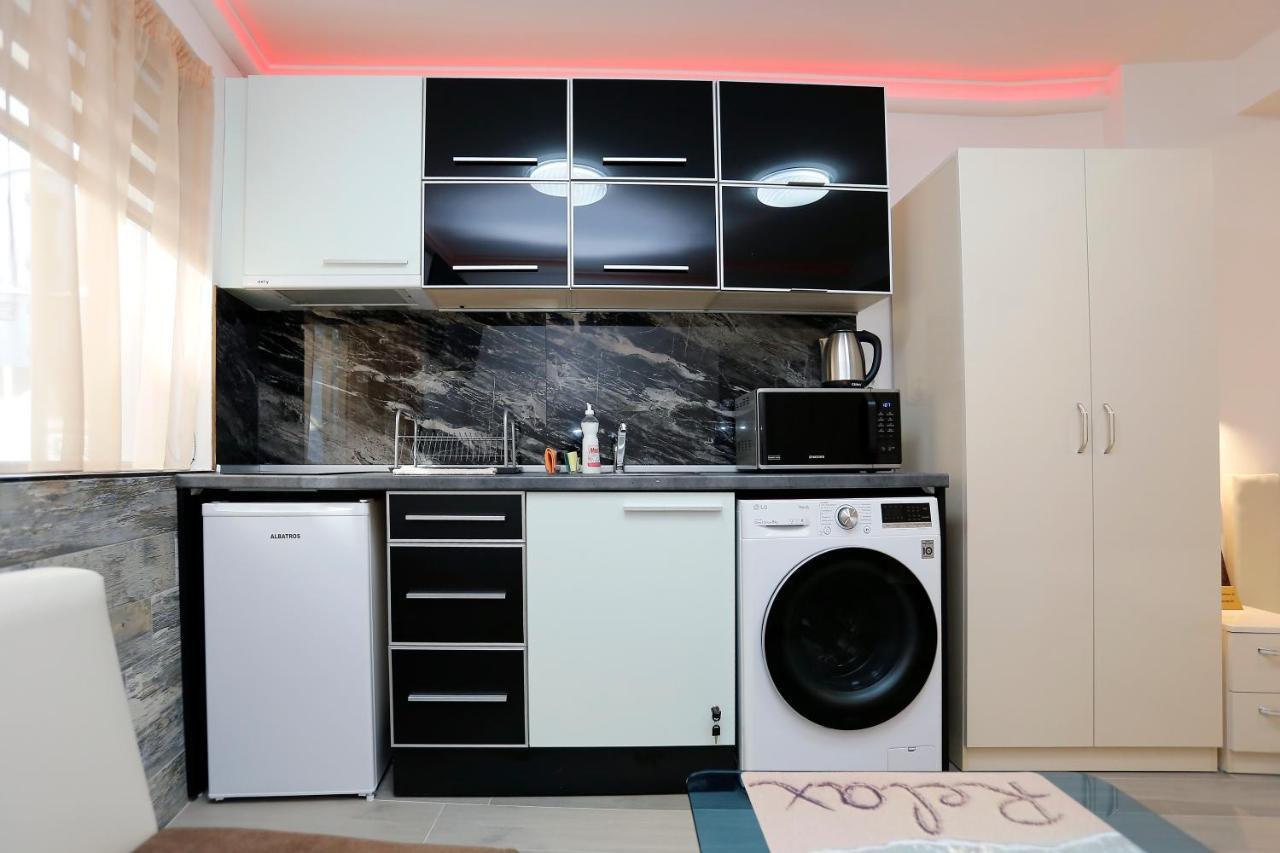 Deluxe 2 Studios City Center Burgas City Exterior foto